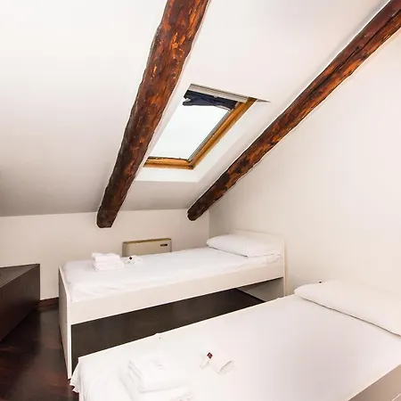 Cenisia Attic Apartment