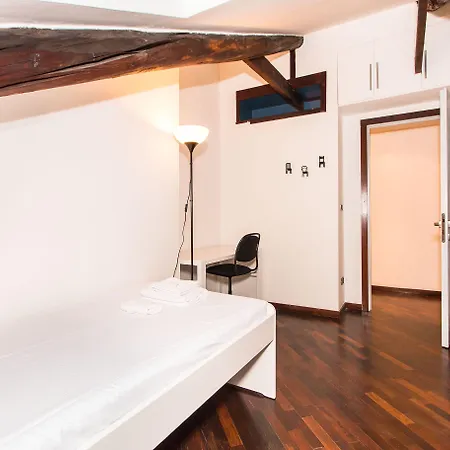 Apartment Cenisia Attic Turin