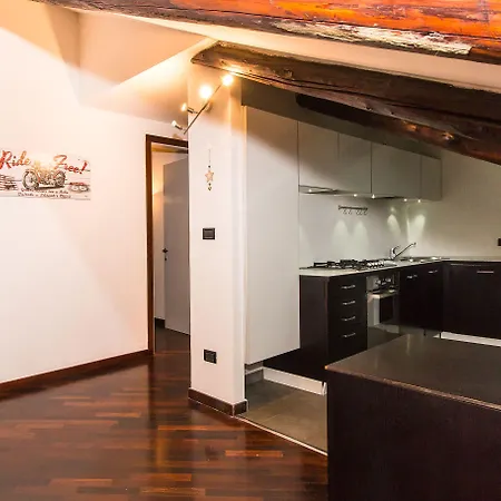 Cenisia Attic