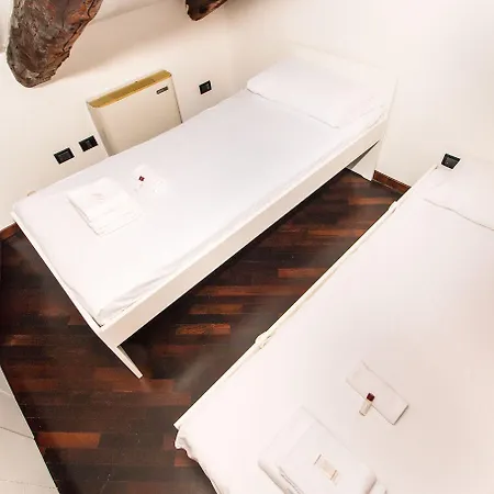 Cenisia Attic Apartment *