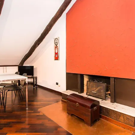 Apartment Cenisia Attic Turin